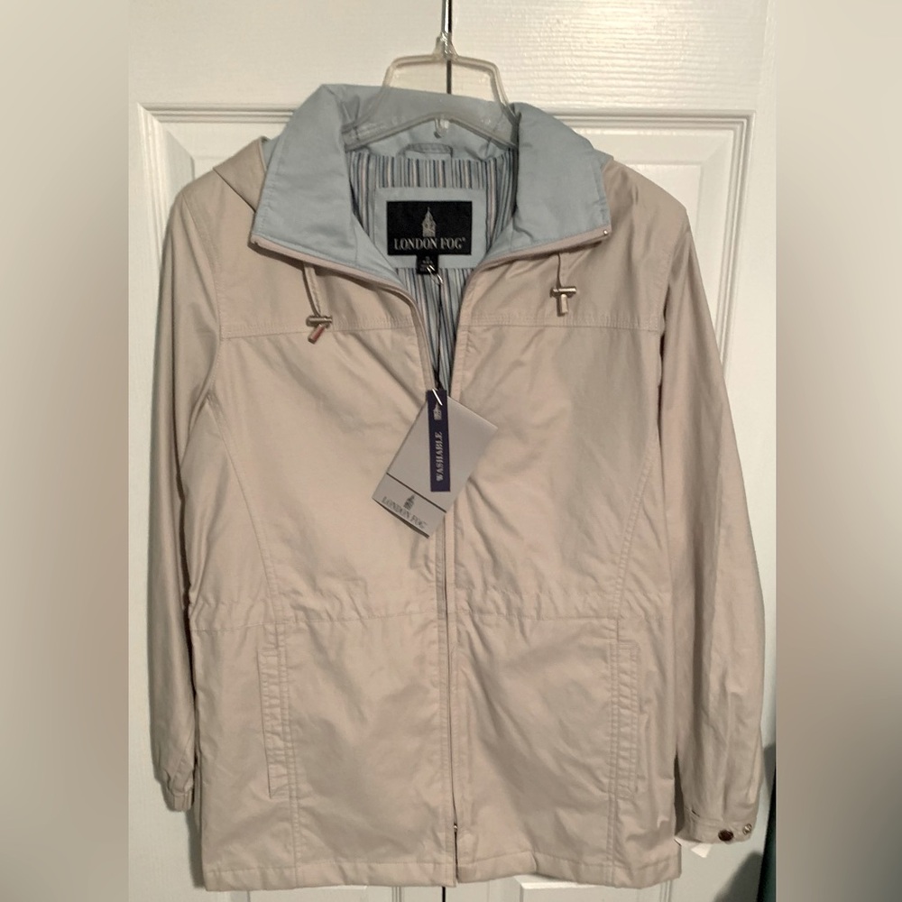 NWT London Fog Size -Small